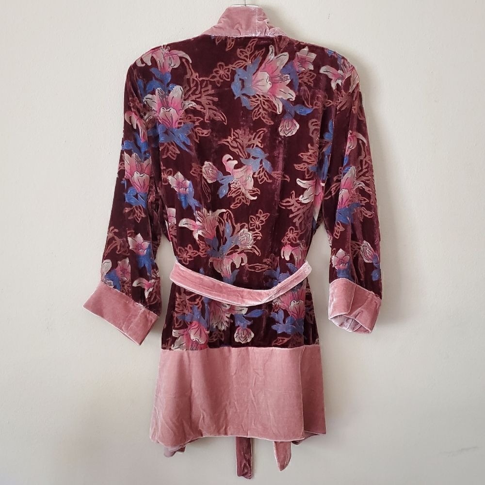 Paparazzi Velvet‎ Floral Burnout Robe Kimono Jacket Pink Burgundy Medium - Picture 6 of 7
